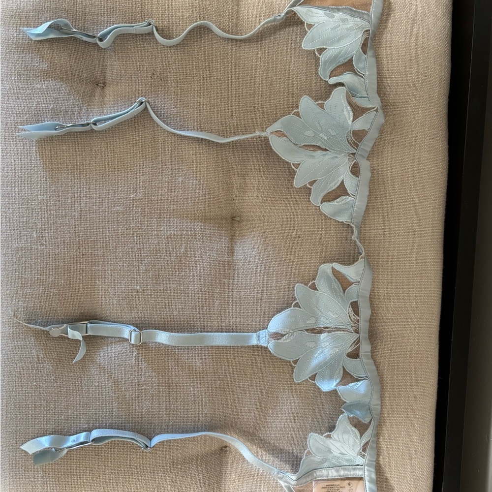 Lily embroidery garter belt size XS